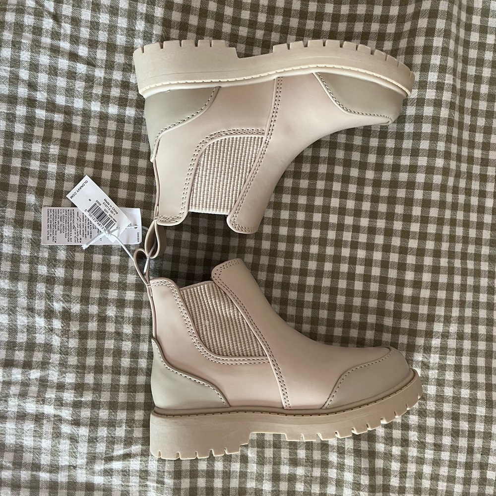 Old Navy toddler Chelsea ankle boot